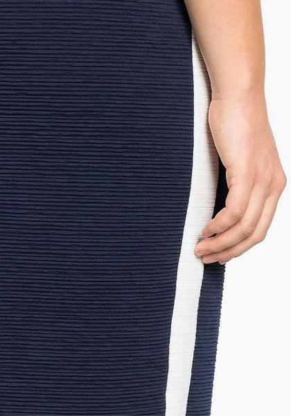 SHEEGO ŚLICZNA DZIANINOWA SPÓDNICA GRANAT SH78 SHEEGO ŚLICZNA DZIANINOWA SPÓDNICA GRANAT SH78